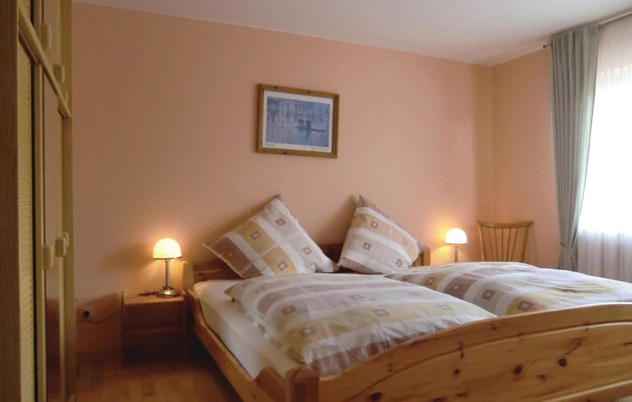 1 Bedroom Awesome Apartment In Schoenecken Wetteldorf Екстер'єр фото