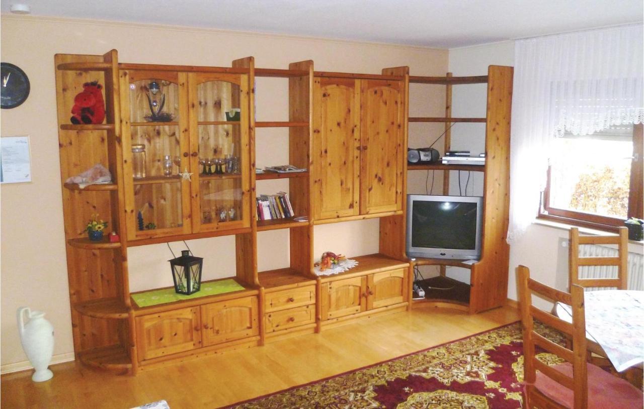 1 Bedroom Awesome Apartment In Schoenecken Wetteldorf Екстер'єр фото